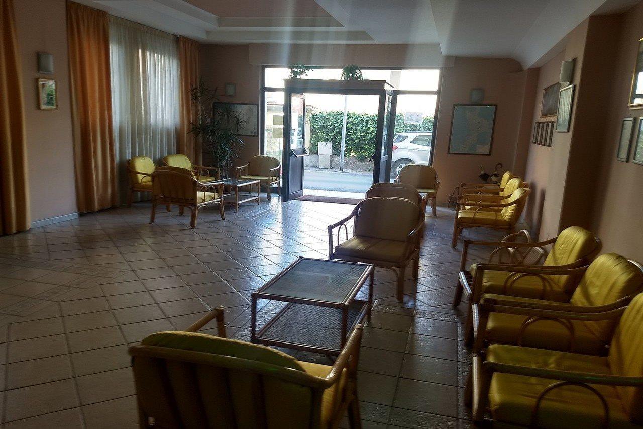 Hotel Virgilio Тропея Экстерьер фото