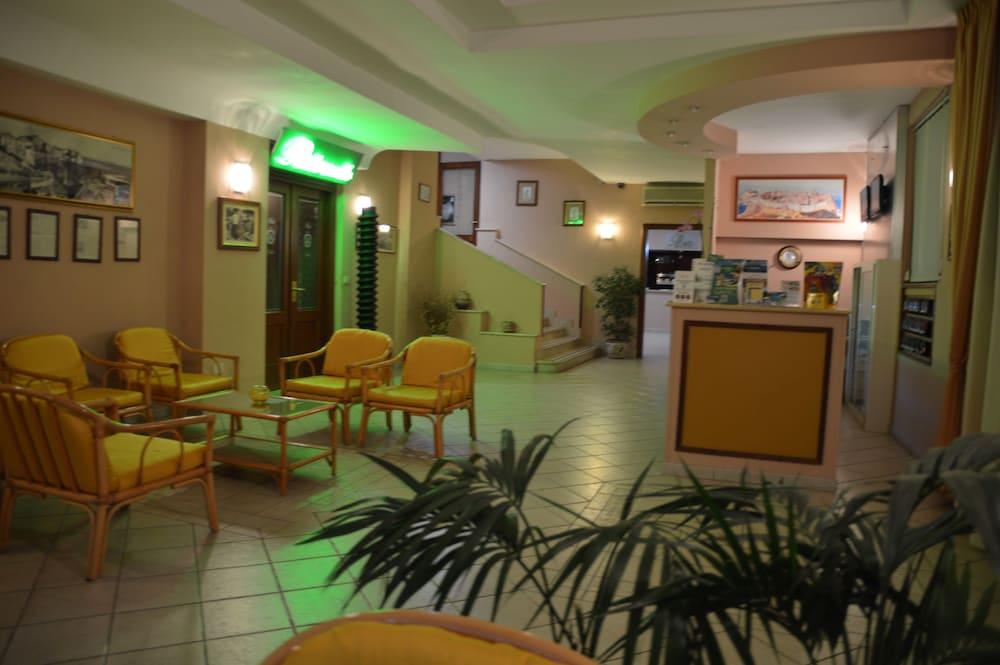 Hotel Virgilio Тропея Экстерьер фото