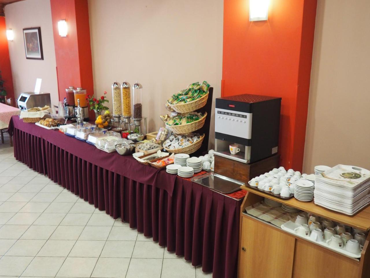 Hotel Virgilio Тропея Экстерьер фото